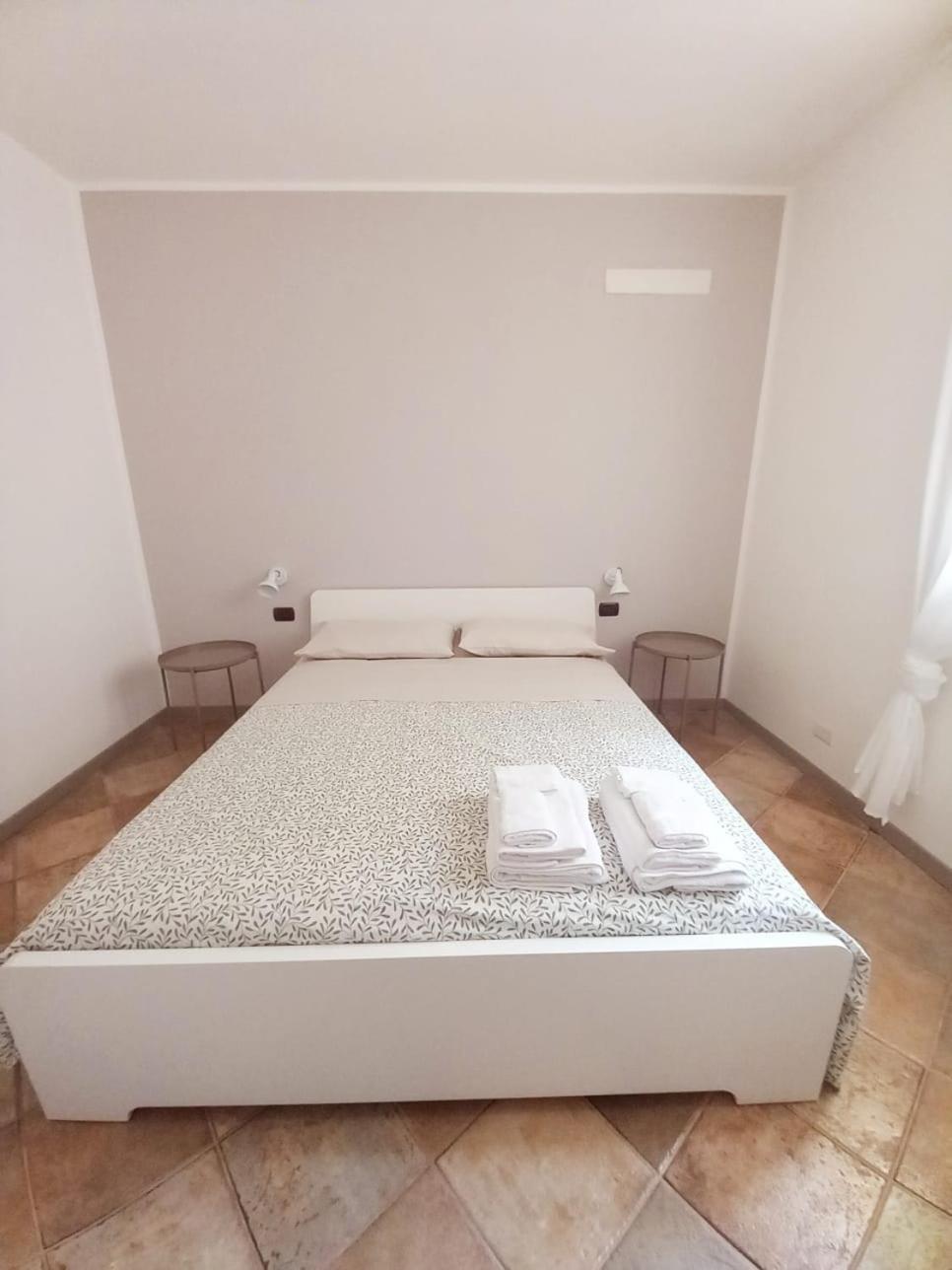 Da Mari -A Due Passi Dal Mare Apartment Доналуката Екстериор снимка