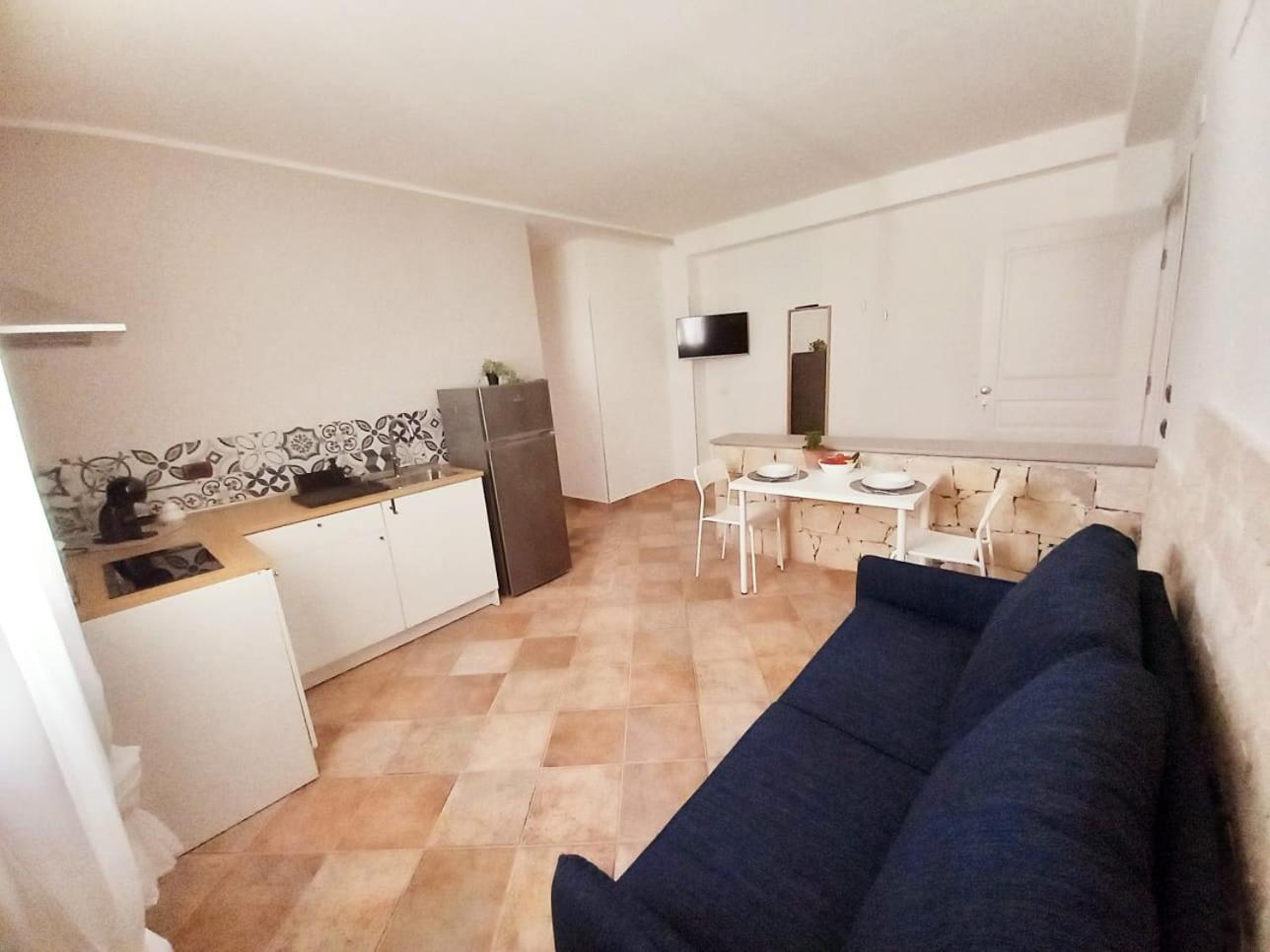 Da Mari -A Due Passi Dal Mare Apartment Доналуката Екстериор снимка