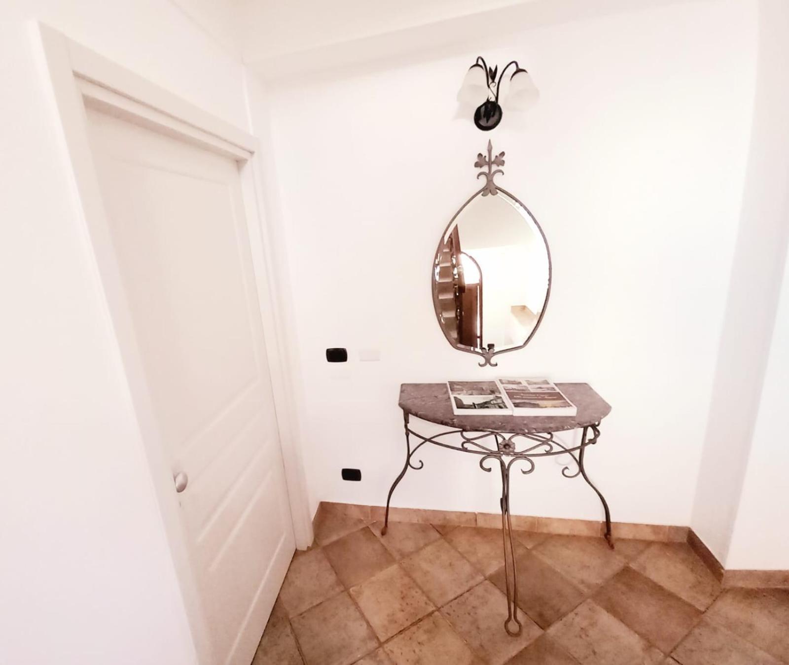 Da Mari -A Due Passi Dal Mare Apartment Доналуката Екстериор снимка